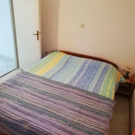 Apartman Ugrinic Apartamento *